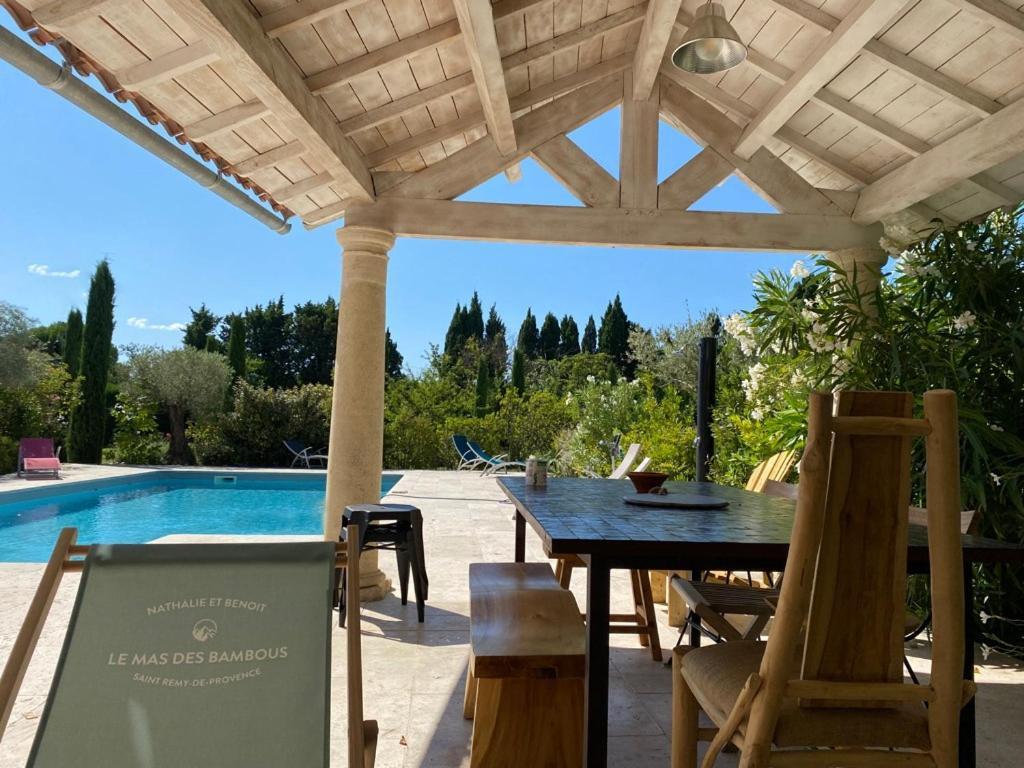 Mas Des Bambous Hotel Saint-Rémy-de-Provence Buitenkant foto